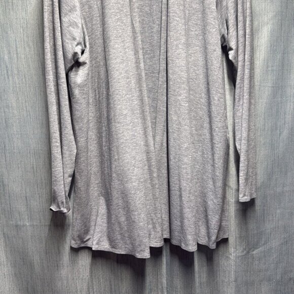 Uniqlo gray Open Front Cardigan size medium - Picture 4 of 8